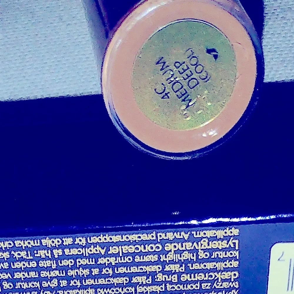 Estee lauder Double wear radiant concealer 4C medium deep cool